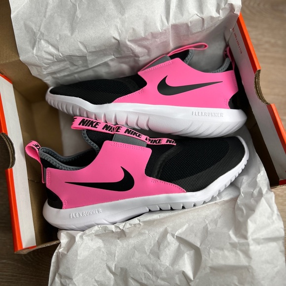 Nike Flex Runner Shoes - NWT - Picture 3 of 8